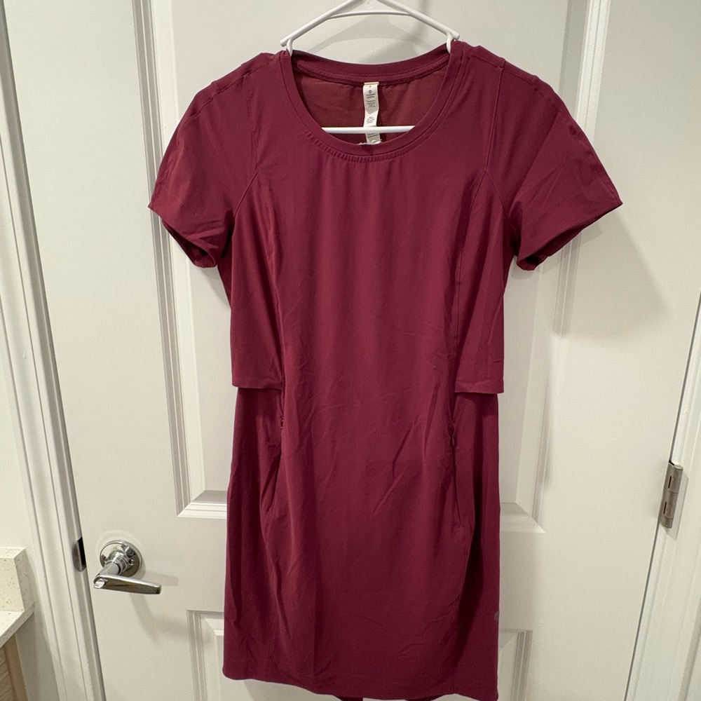 Lululemon Go Endeavor dress